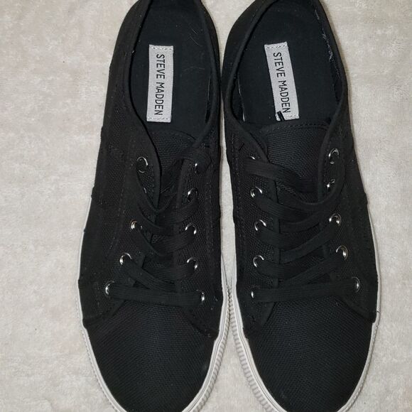 Steve Madden "Emmi" Black Platform Sneakers - 10 - Picture 3 of 5
